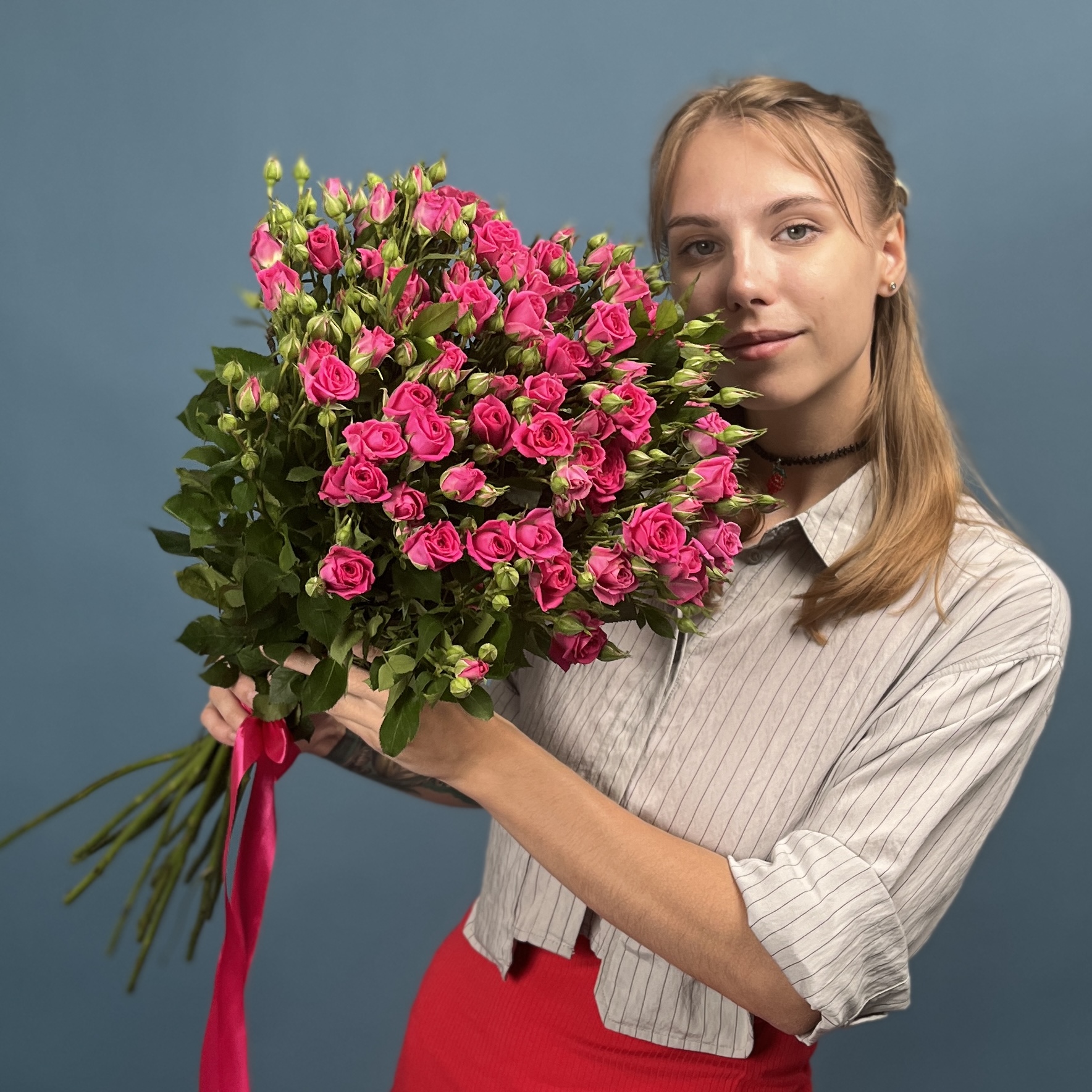 15 кустовых роз Глория 70 см